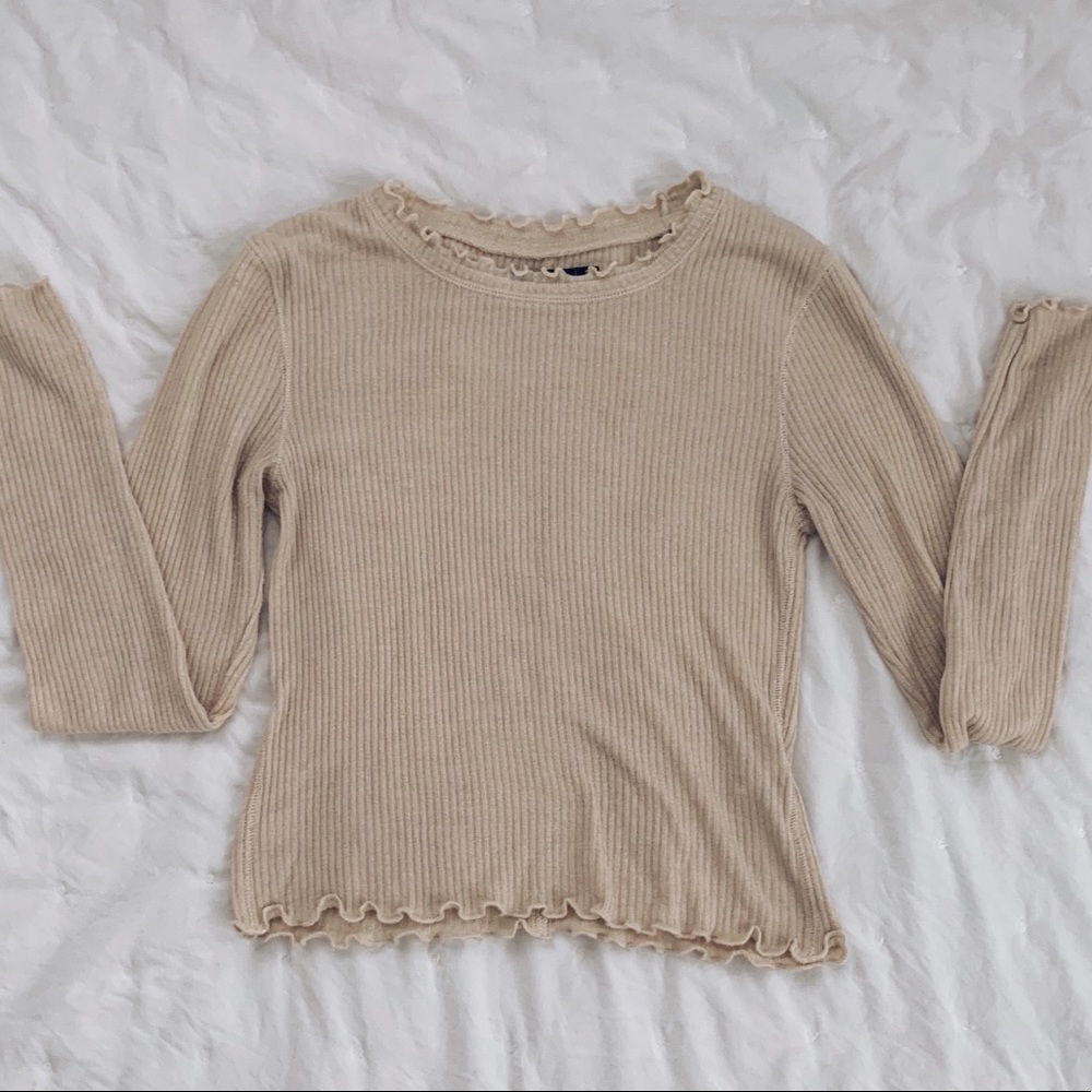 Abercrombie & Fitch cream lettuce-edge longsleeve top